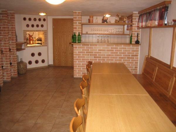 Ferienwohnungen & Weingut Kroiss Silvia Илмиц Екстериор снимка